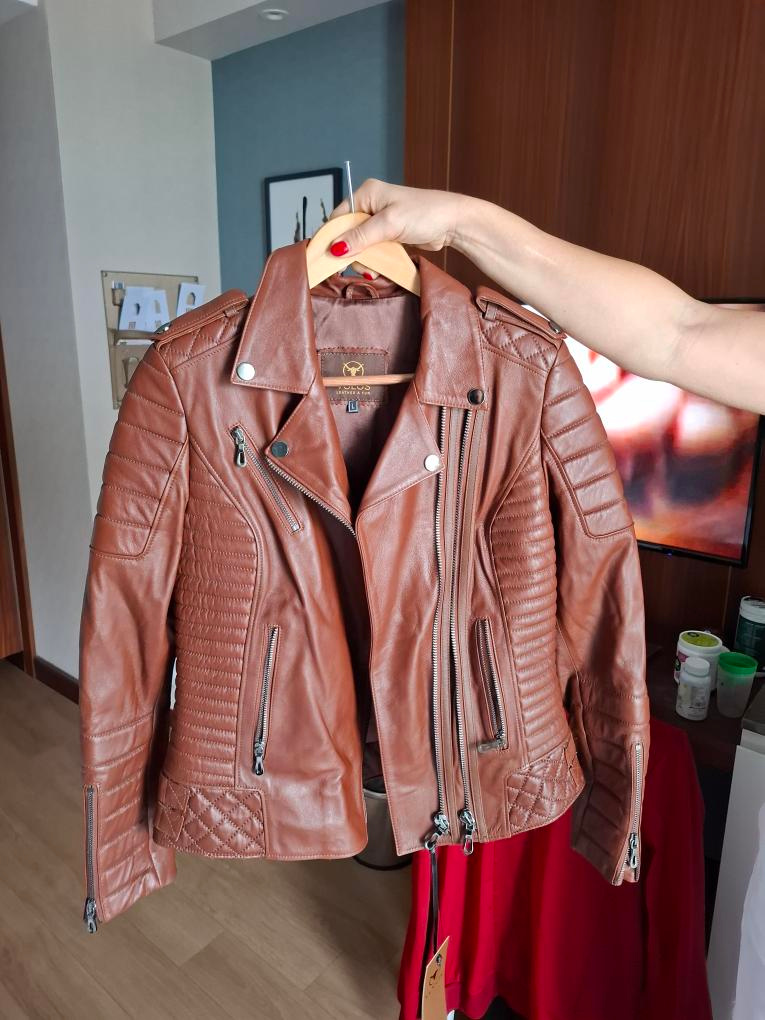 Dámská ,nová kožená bunda