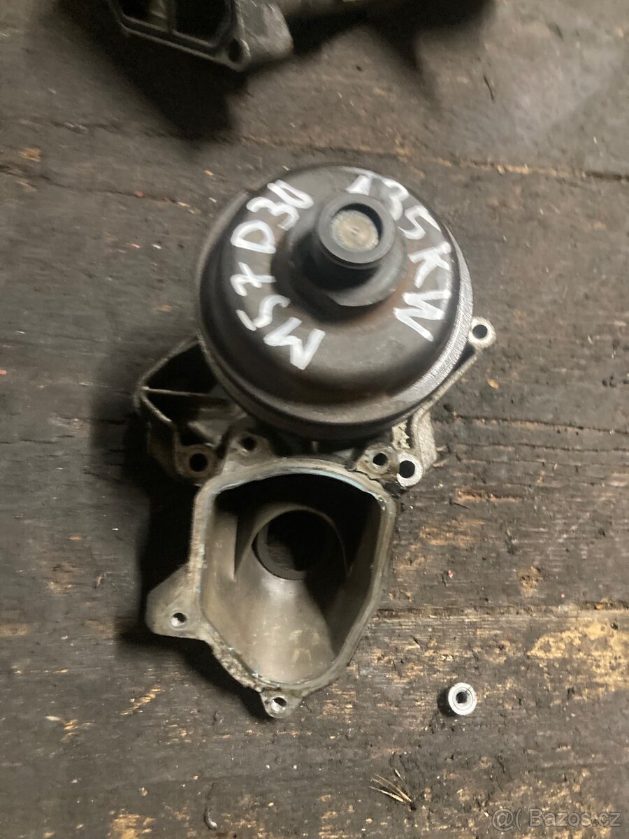 Bmw e39 vodní pumpa