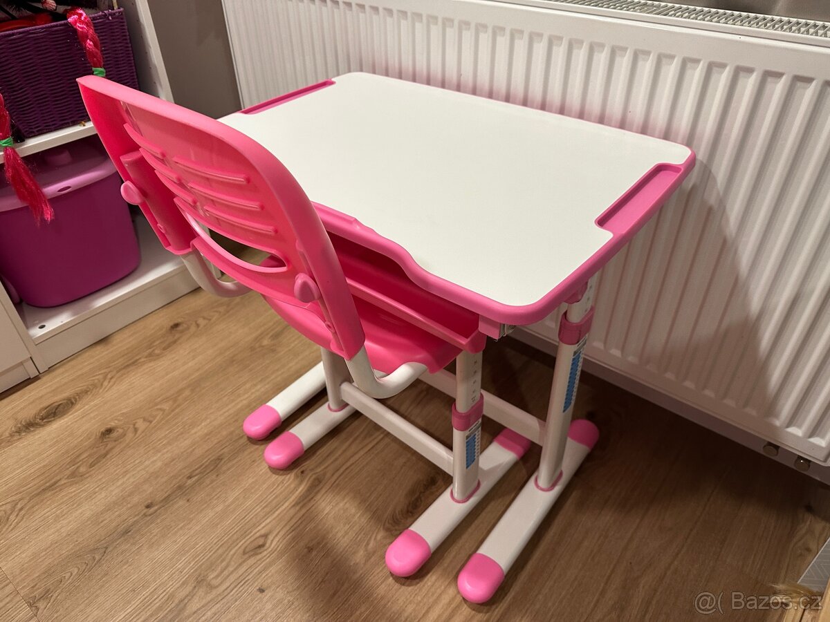 Dětský rostoucí stůl a židle