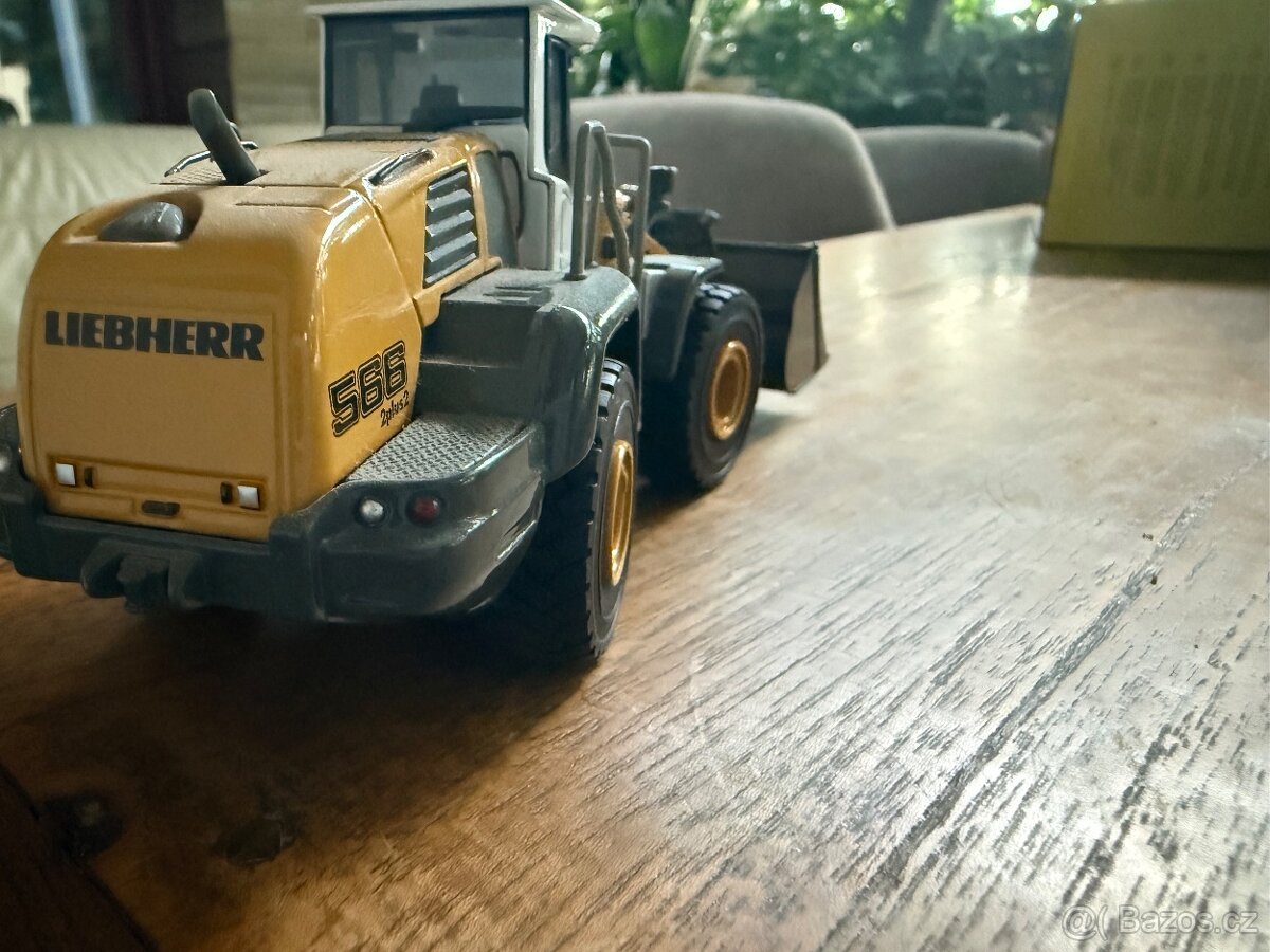 Nakladac Liebherr