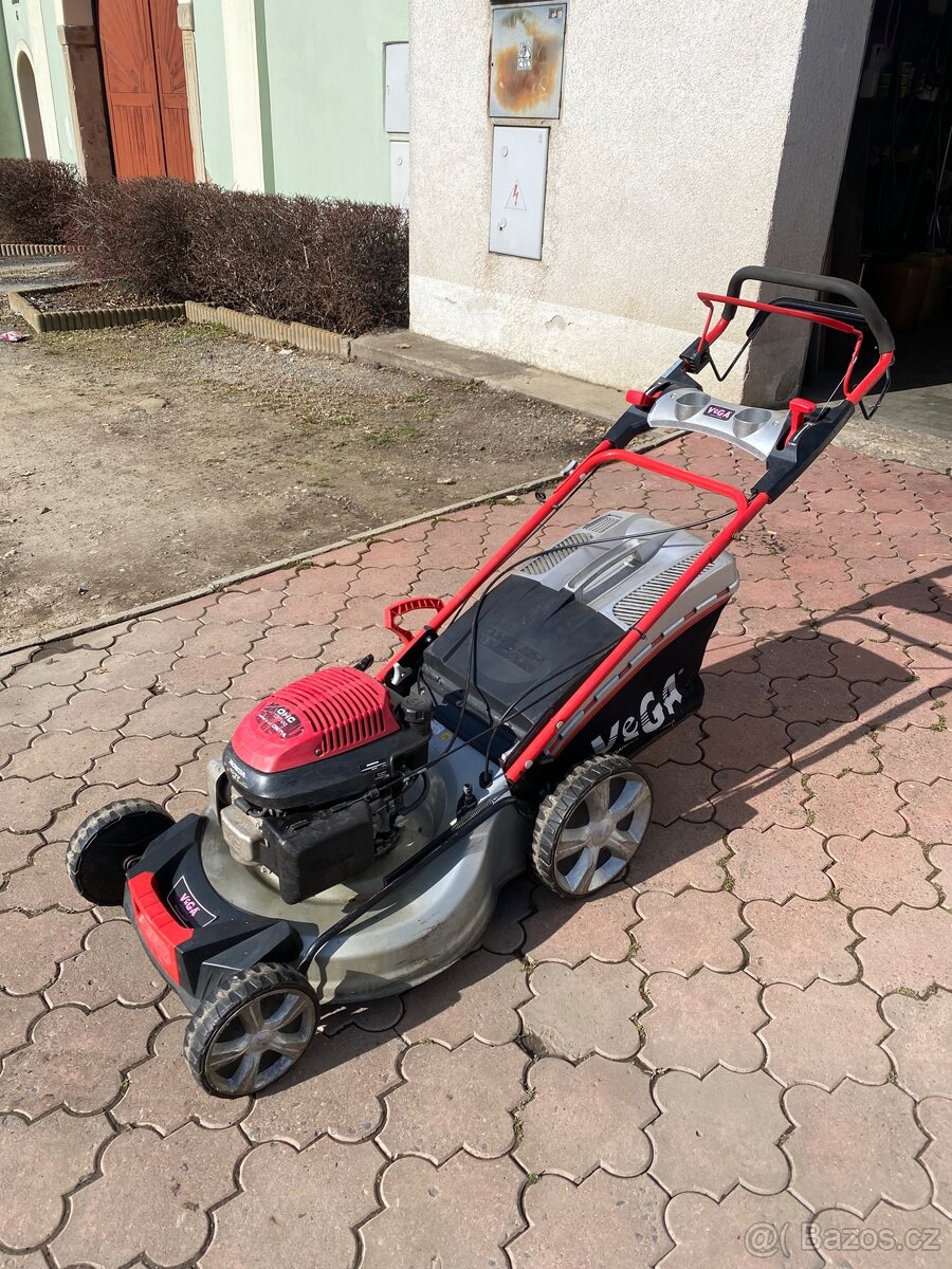 Sekačka benzínová Vega 545 shx