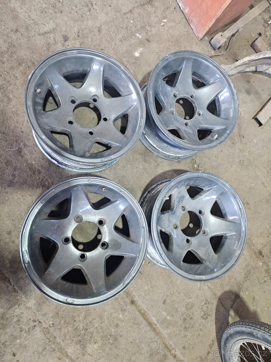 Sada ALU 5x139,7mm - Suzuki Jimny, Samurai, Vitara