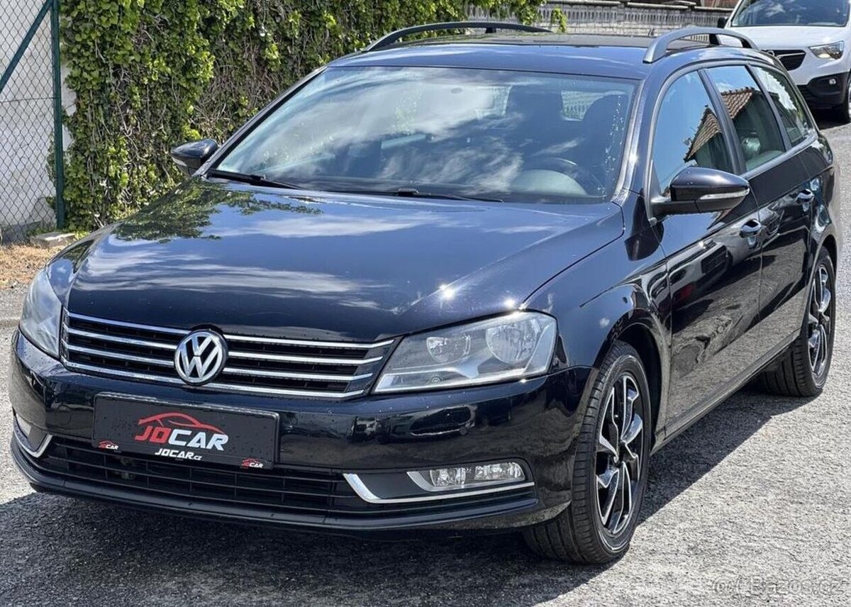 Volkswagen Passat 2.0TDi KLIMA TEMPOMAT NAVI manuál 103 kw