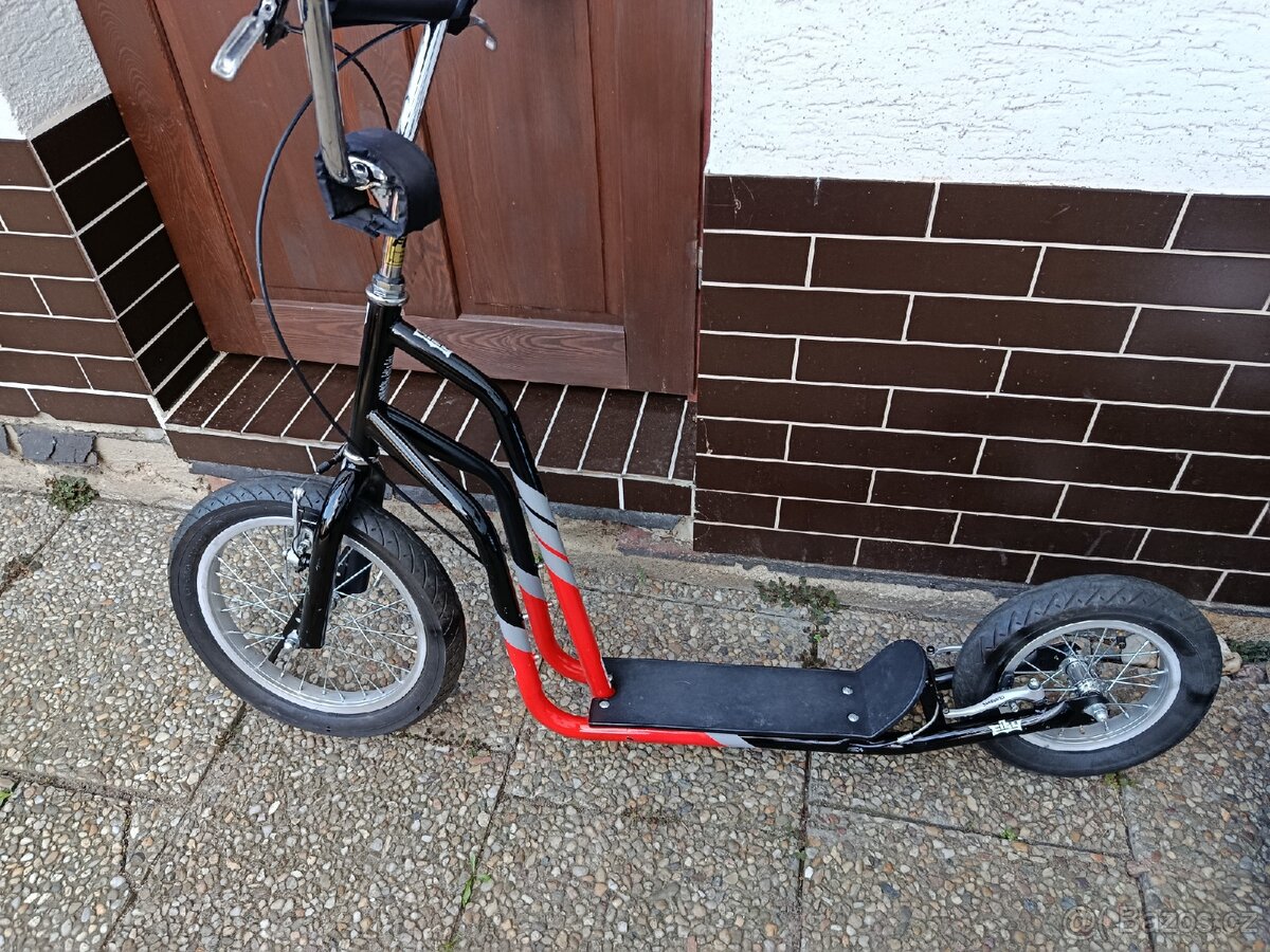 Koloběžka kola 16 " přední a 12 " zadní kolo