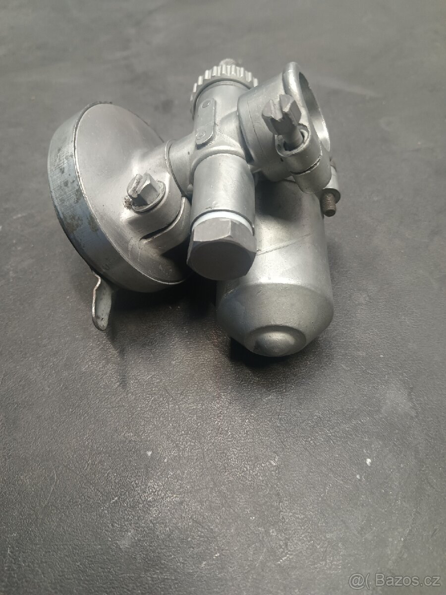 Karburátor Jawa 555