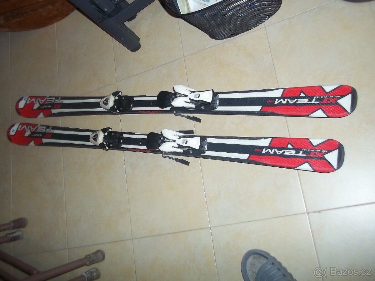 Juniorské carvingové lyže Tecno pro 140 cm