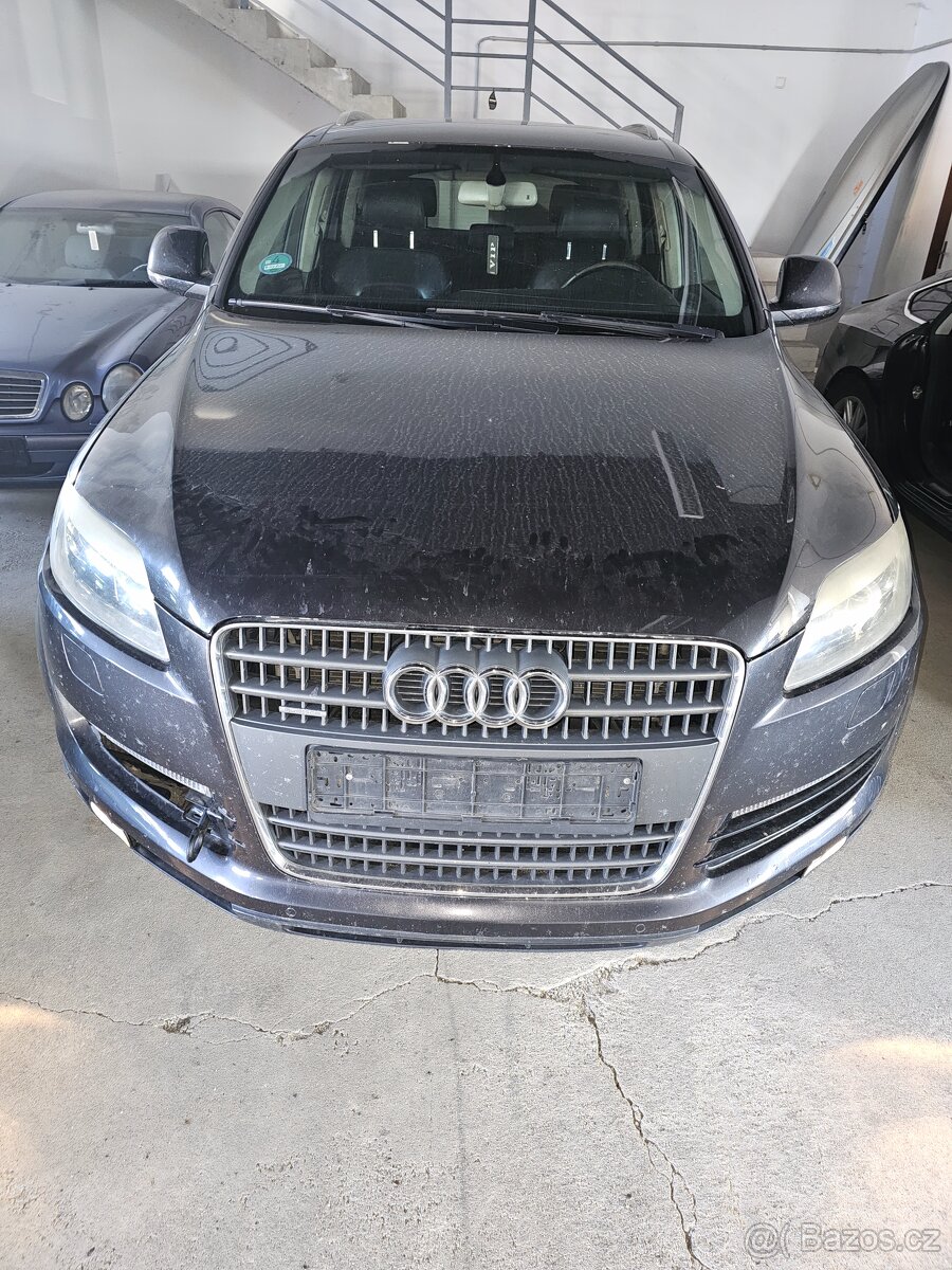 AUDI Q7 KOMPLET PŘEDEK A AIRBAGOVKA