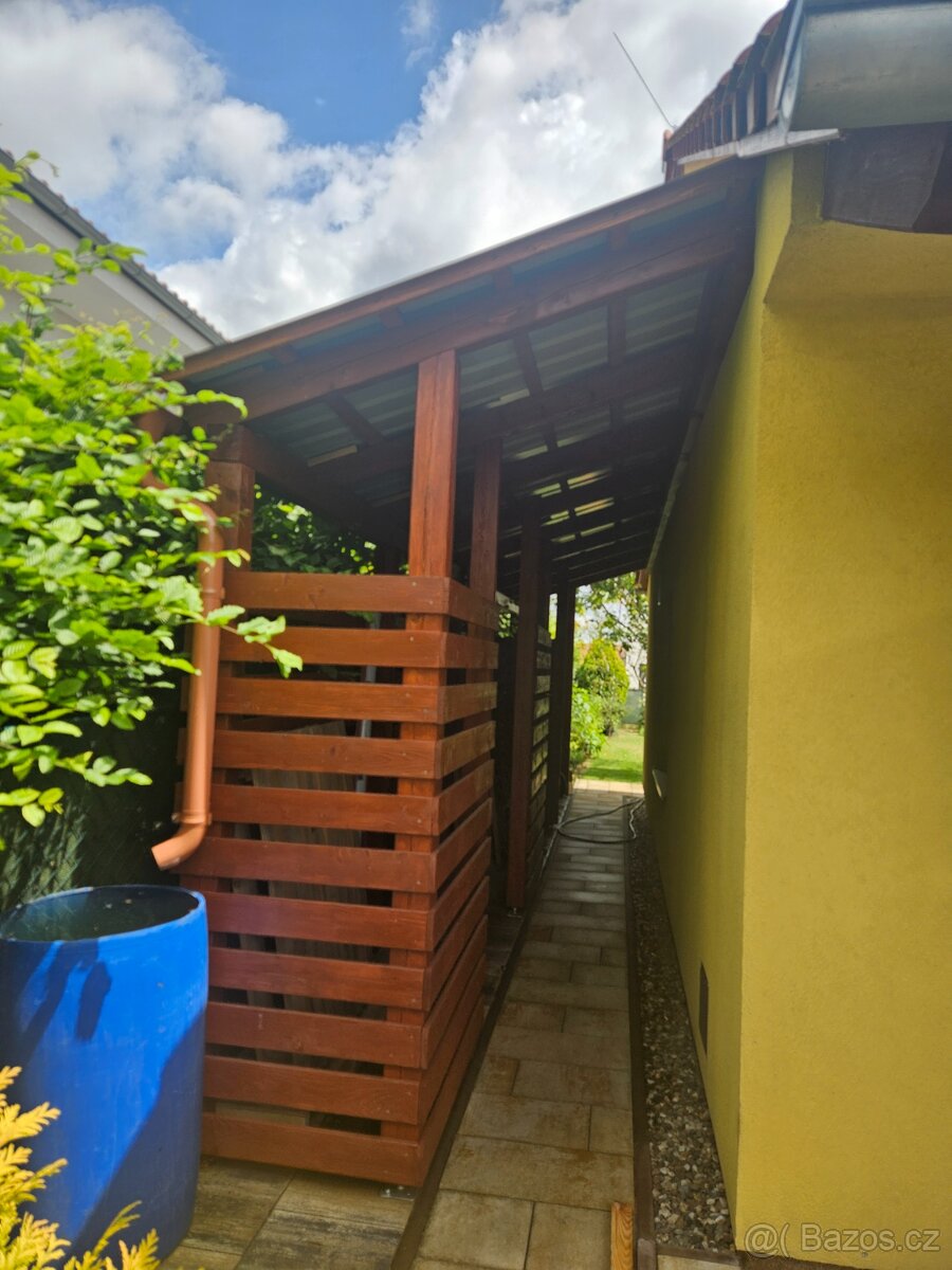 Přístřešek na dřevo, nářadí, zahradní domek