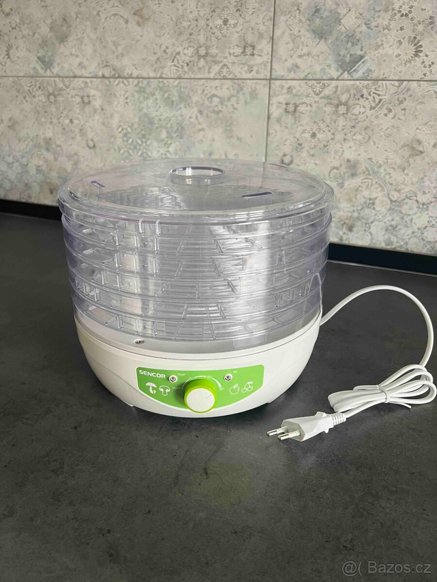 Sušička ovoce Sencor SFD 790WH bílá