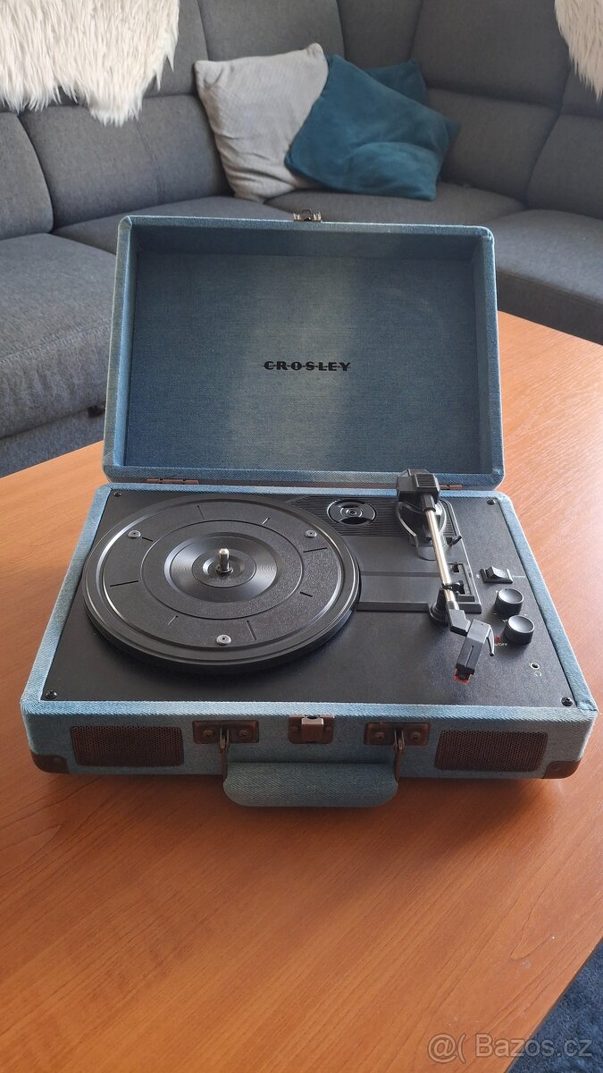 Gramofon kufříkový Crosley