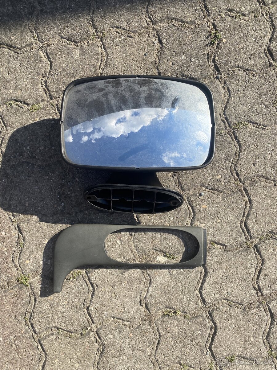 Renault Premium, Midlum zrcátko