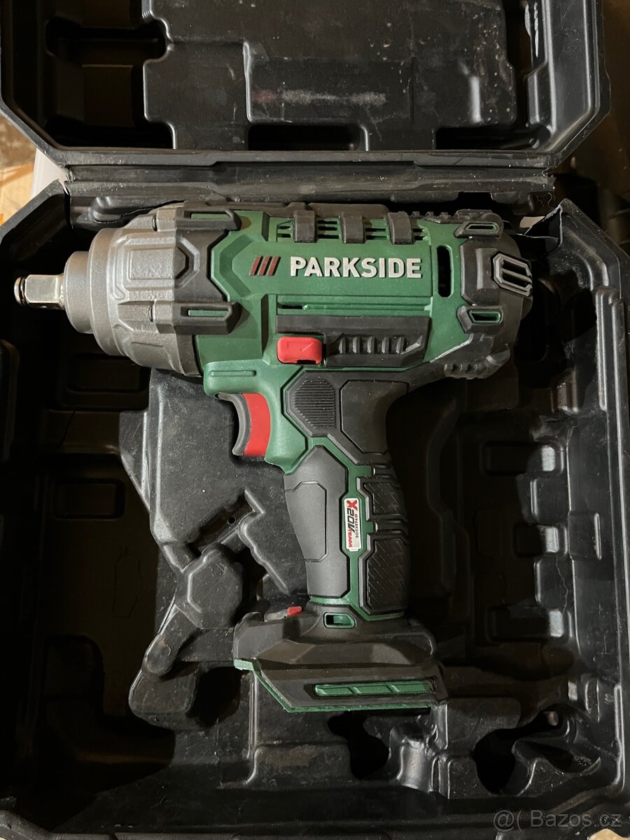 Rázový utahovák Parkside