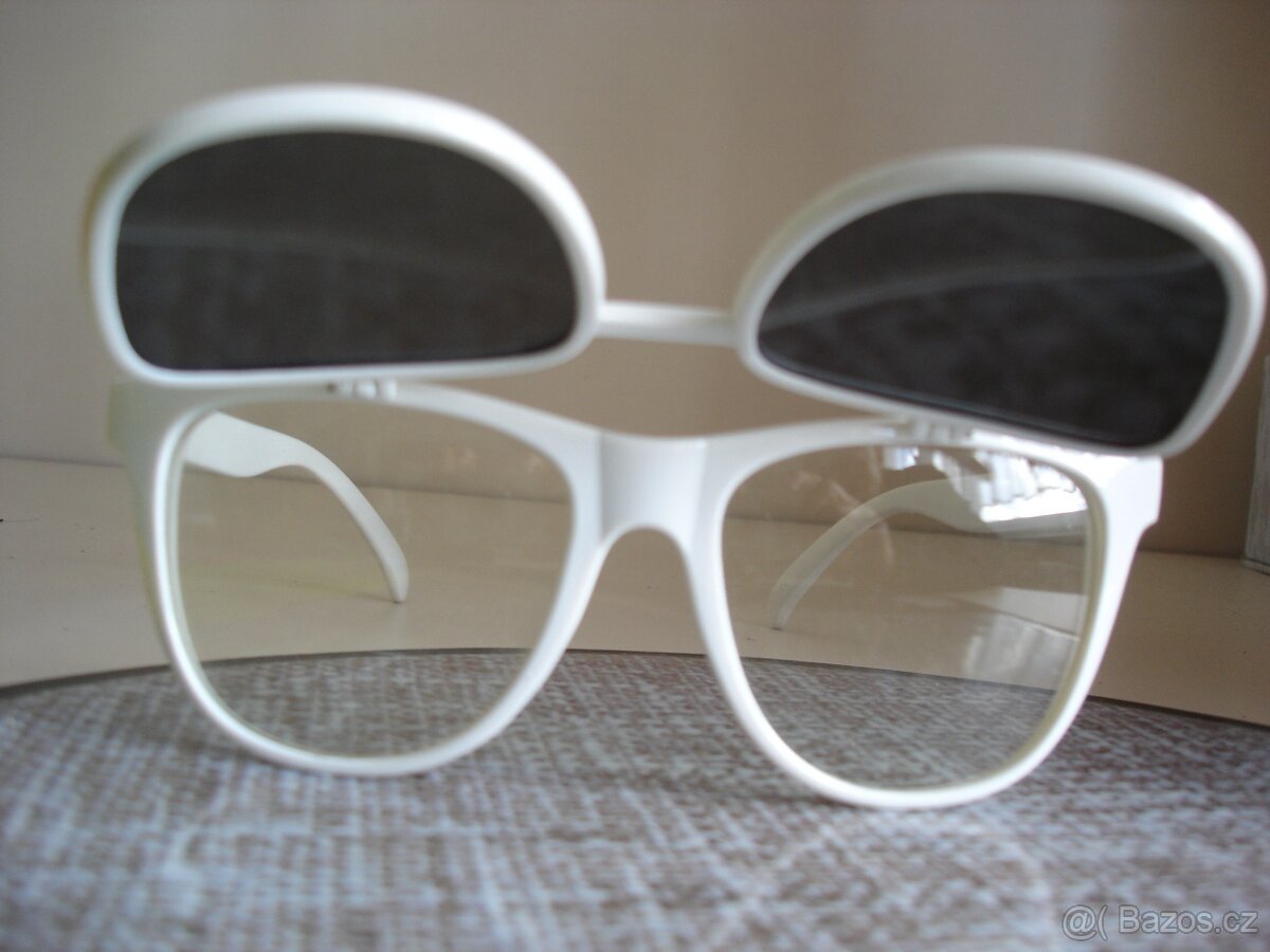 Sluneční brýle s odklápěcím sklem - kovové obroučky