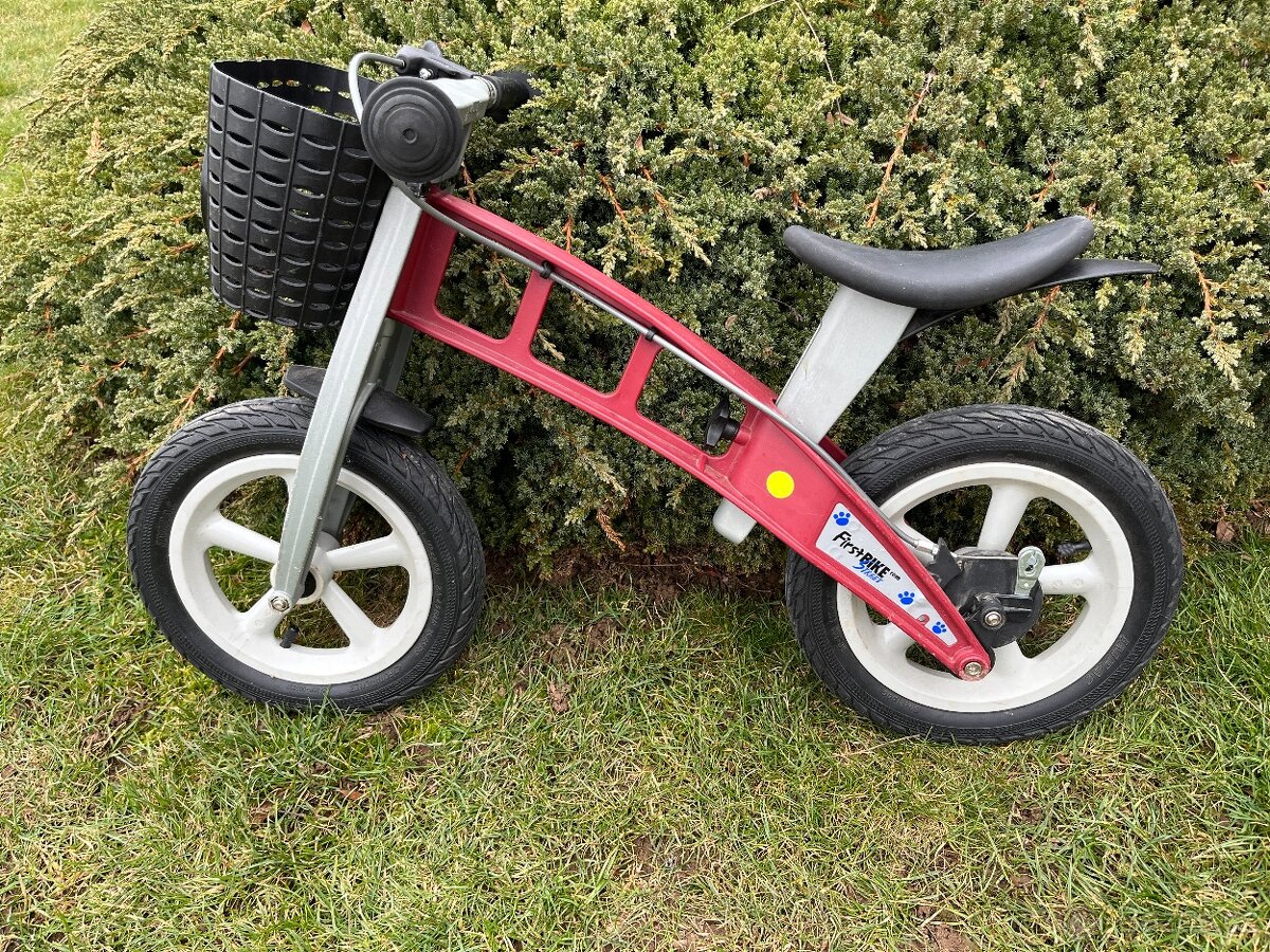 Dětské odražedlo First Bike