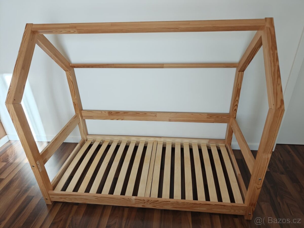Dětská postel + matrace