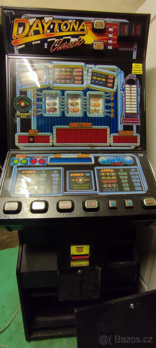 Výherní automat Daytona Classic 300