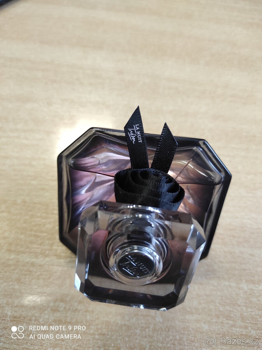 Dámský parfém