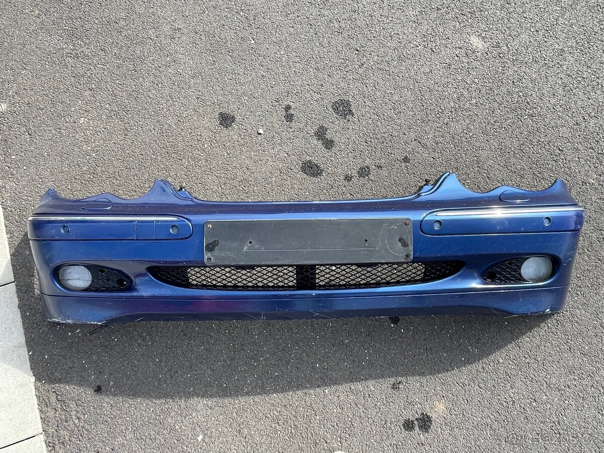 Přední nárazník Mercedes Benz C w203