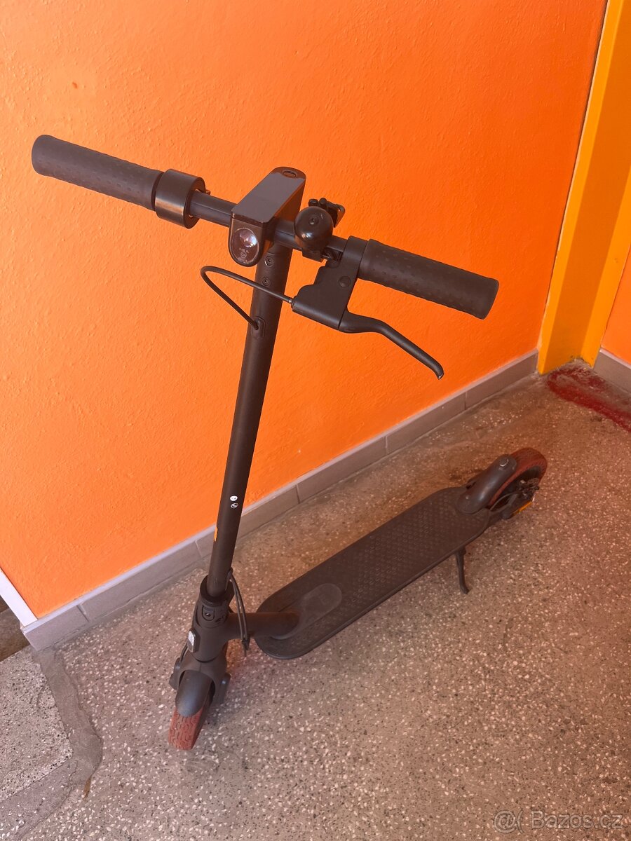 Elektrokoloběžka Xiaomi