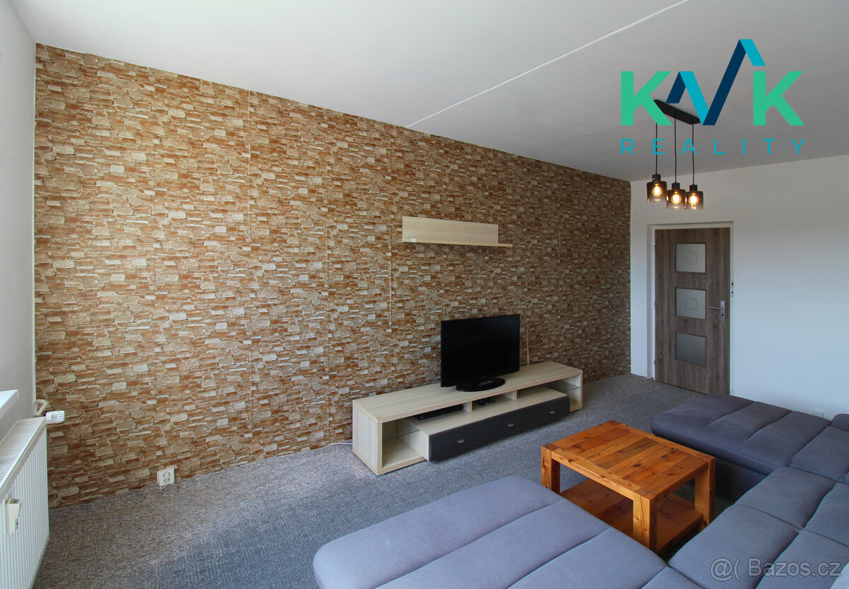 Byt v dispozici 4+1(+lodžie) o výměře 93 m², Ostrov