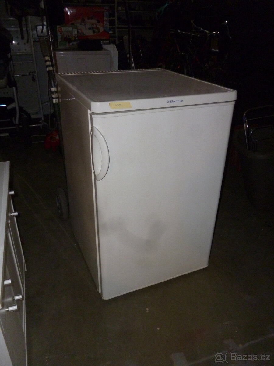lednička electrolux,v-85cm