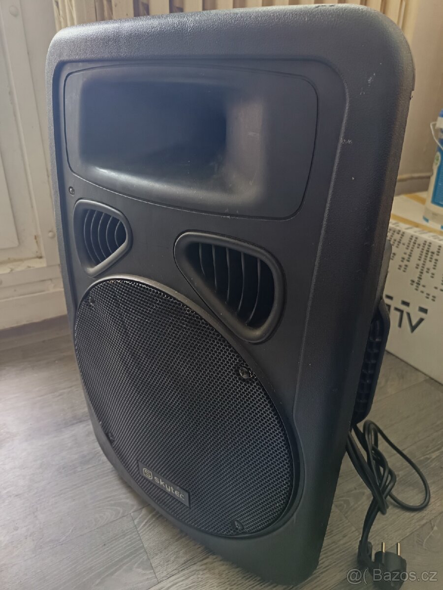 Prodám aktivní repro Skytec 12'