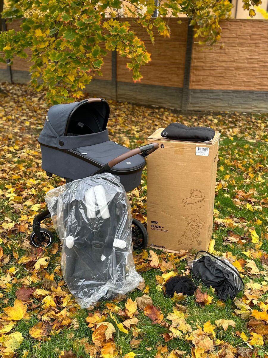 Kočárek Maxi-Cosi Plaza+ s originálním příslušenstvím