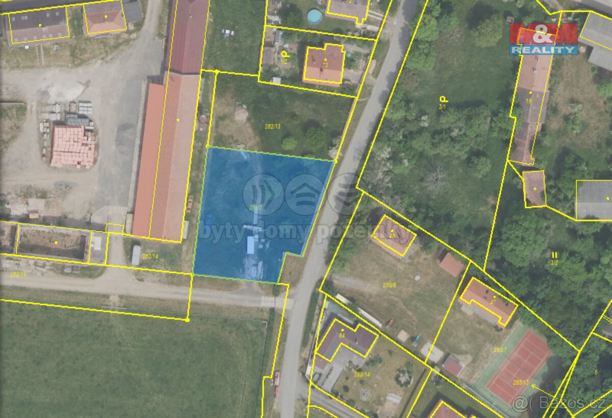 Prodej pozemku k bydlení, 1533 m², Ouběnice
