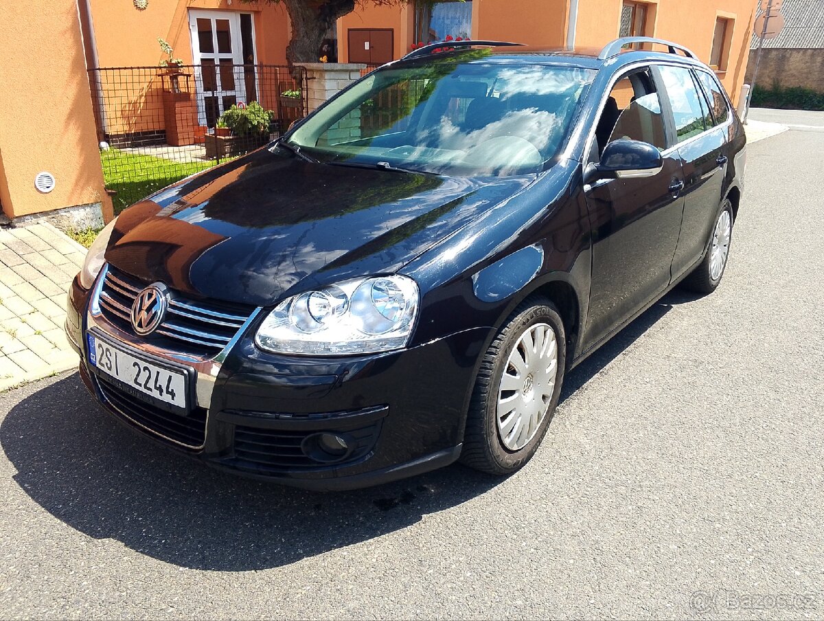 VW Golf V. Variant 1.6 MPI 75 kw (benzín)