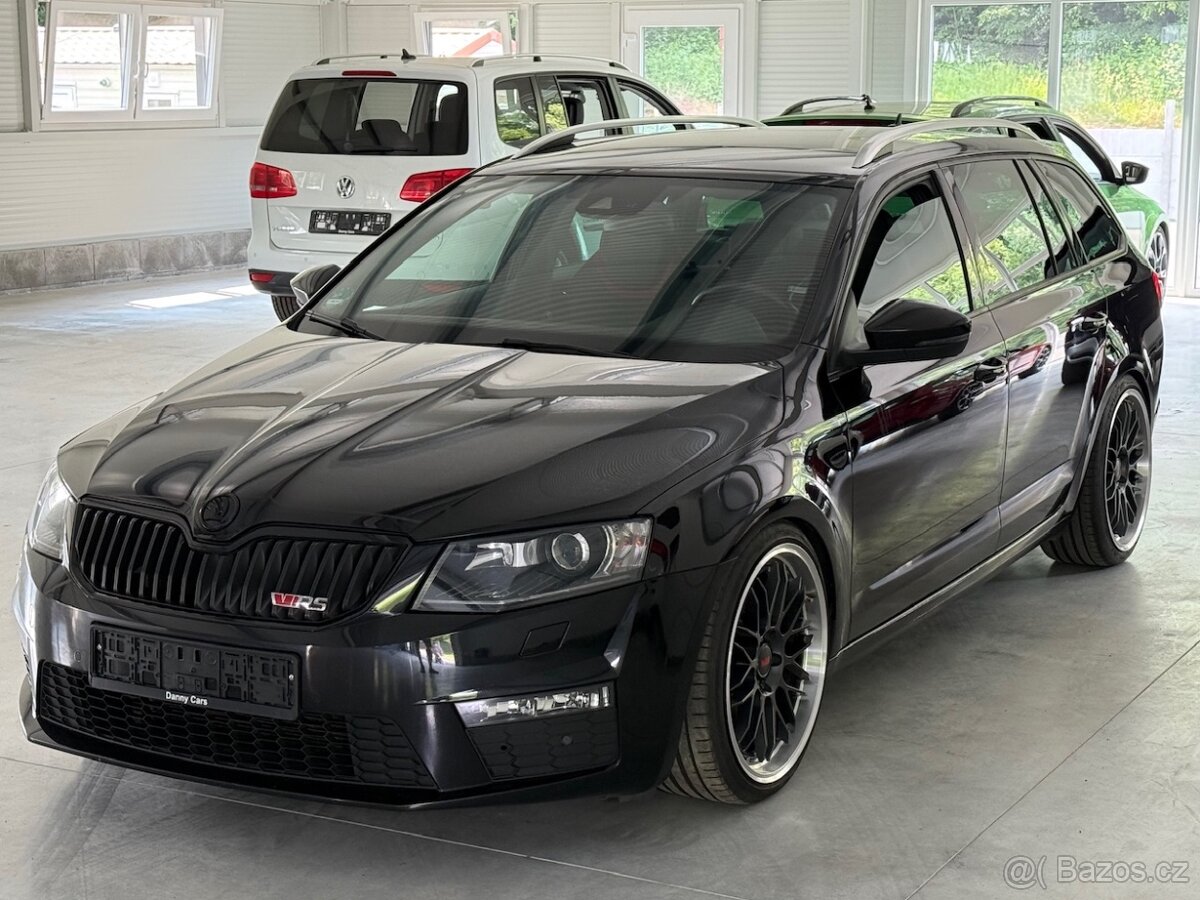 ŠKODA OCTAVIA 3 RS COMBI 2.0TSI 162kw, VYHŘ. SKLO, COLUMBUS