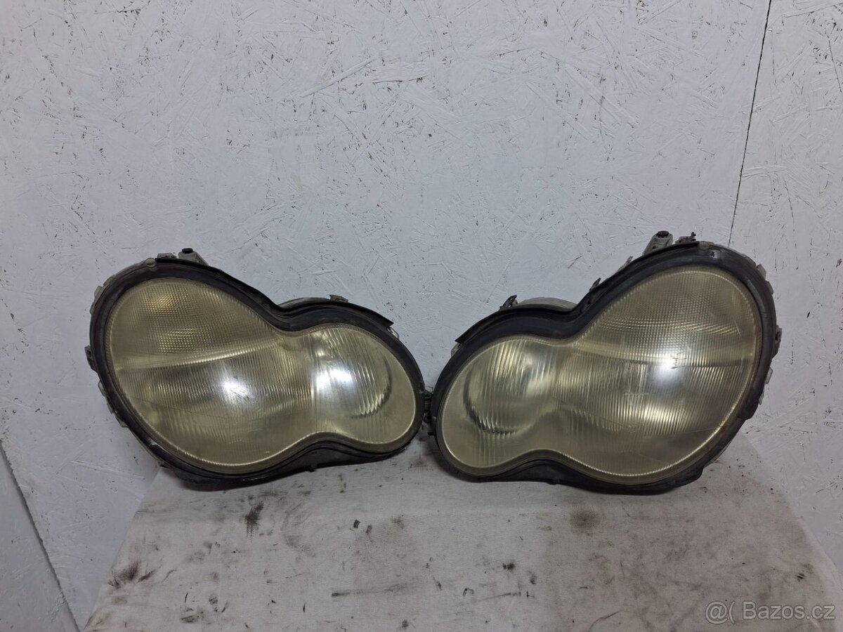 Xenonové světlomety (sada) pro Mercedes W203 301166271