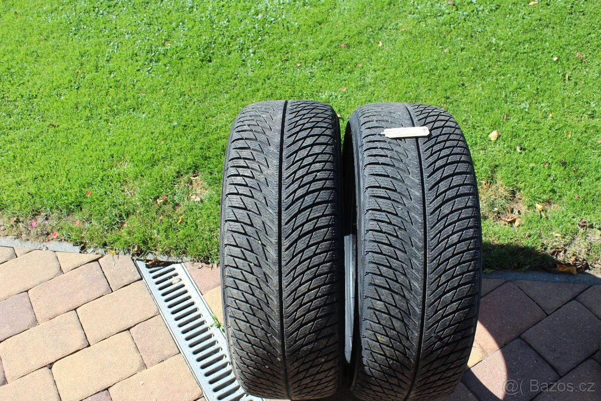 235/50 R19