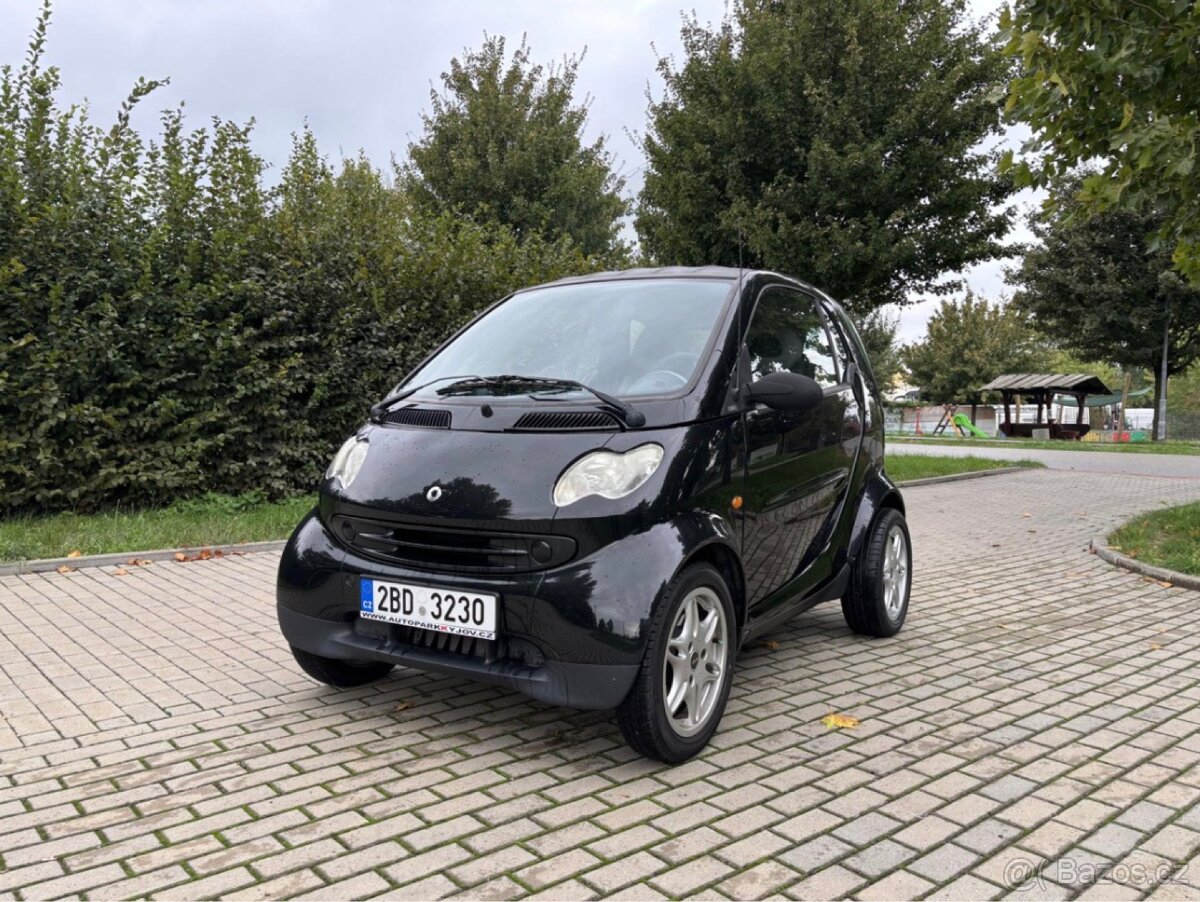 SMART FORTWO 0.7 PURE 113TKM - AUTOMAT