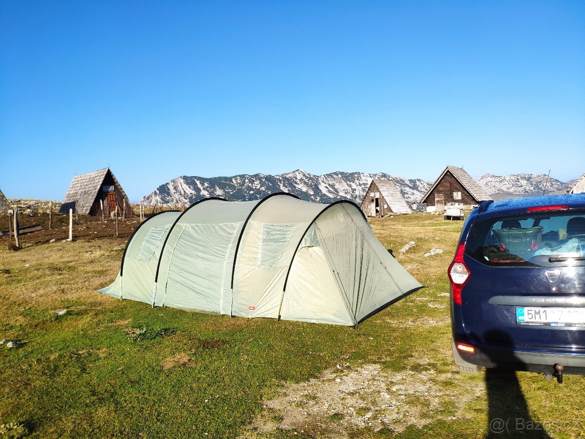 JUREK GRAND 8 - rodinný stan pro 8 lidí