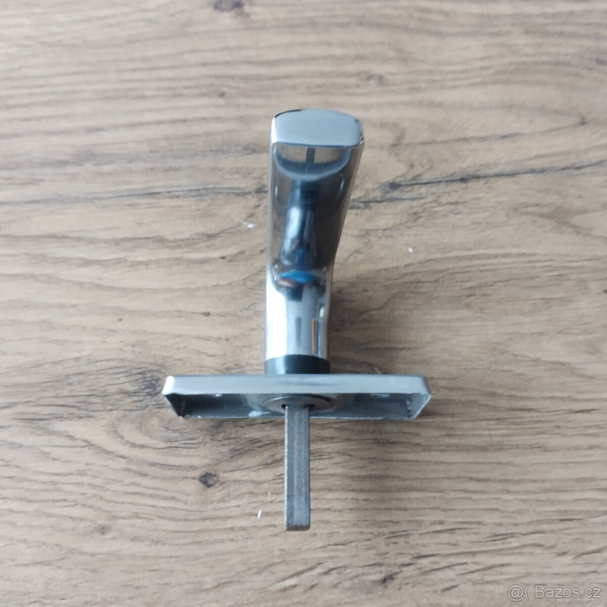 Prodám okenní kliky nerezové