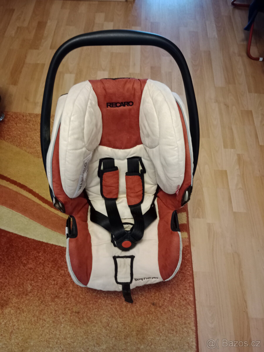 autosedačka Recaro