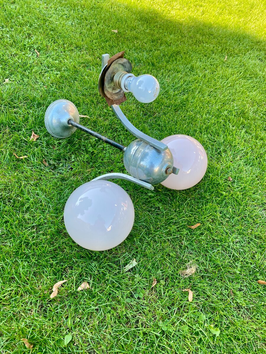 lustr starý lustr chromovaný lustr koule retro lust