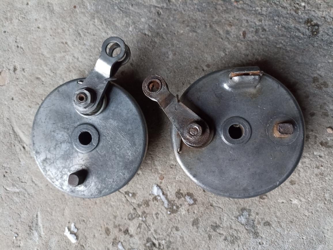 Brzdový štít -Př.vidlice-maska světla Stadion s11,22