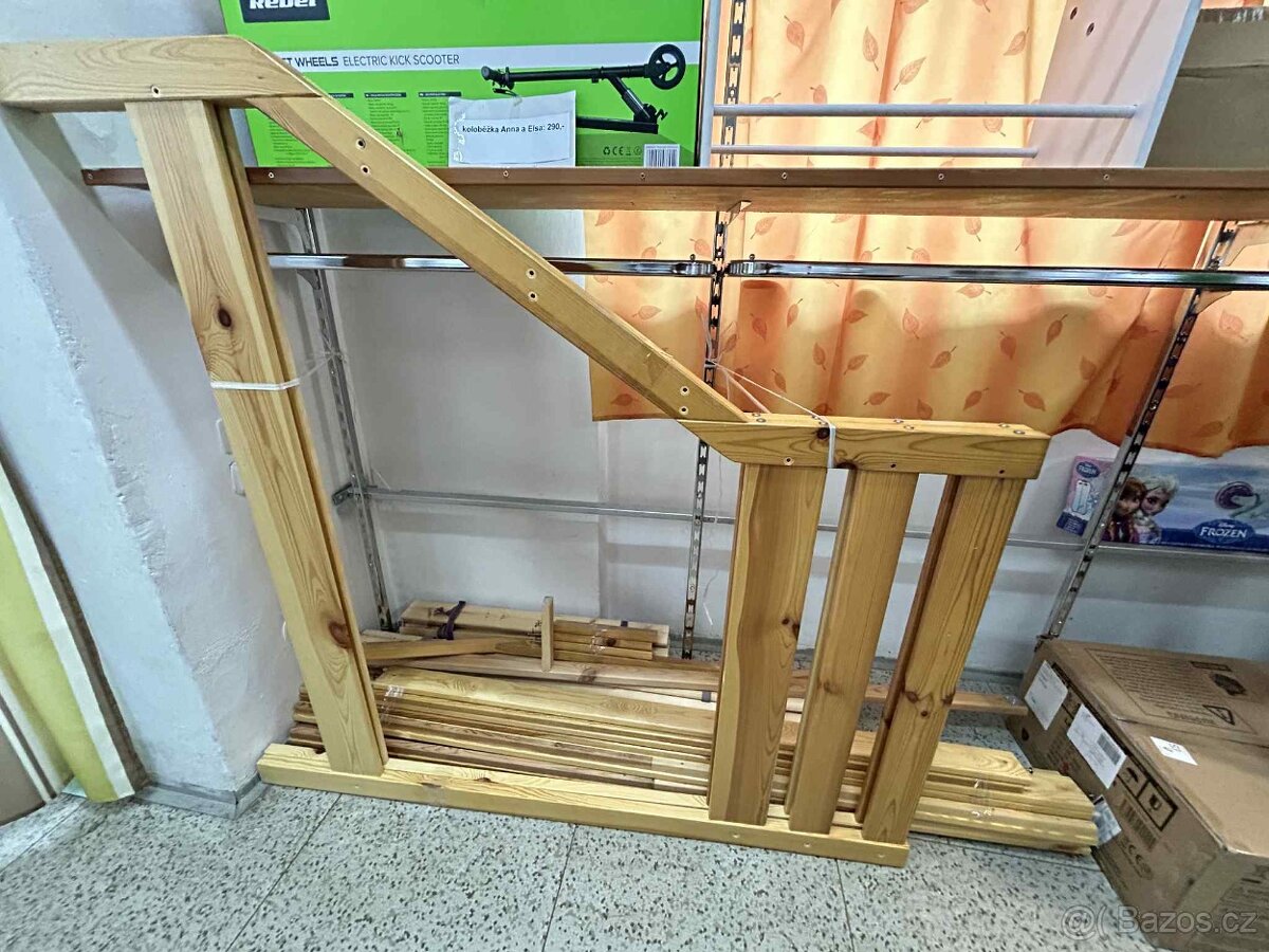 Prodám patrovou postel