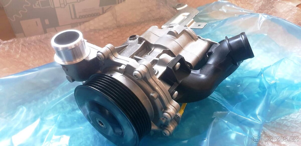 vodní pumpa se servem pro 2,2 CRD K68090692AB