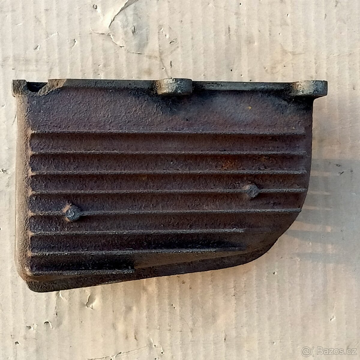 Výfuk motoru AERO 662