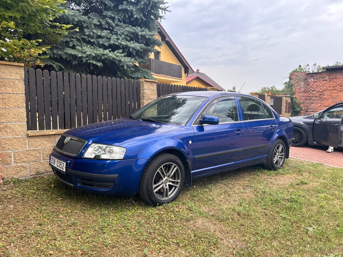 Skoda Superb 1