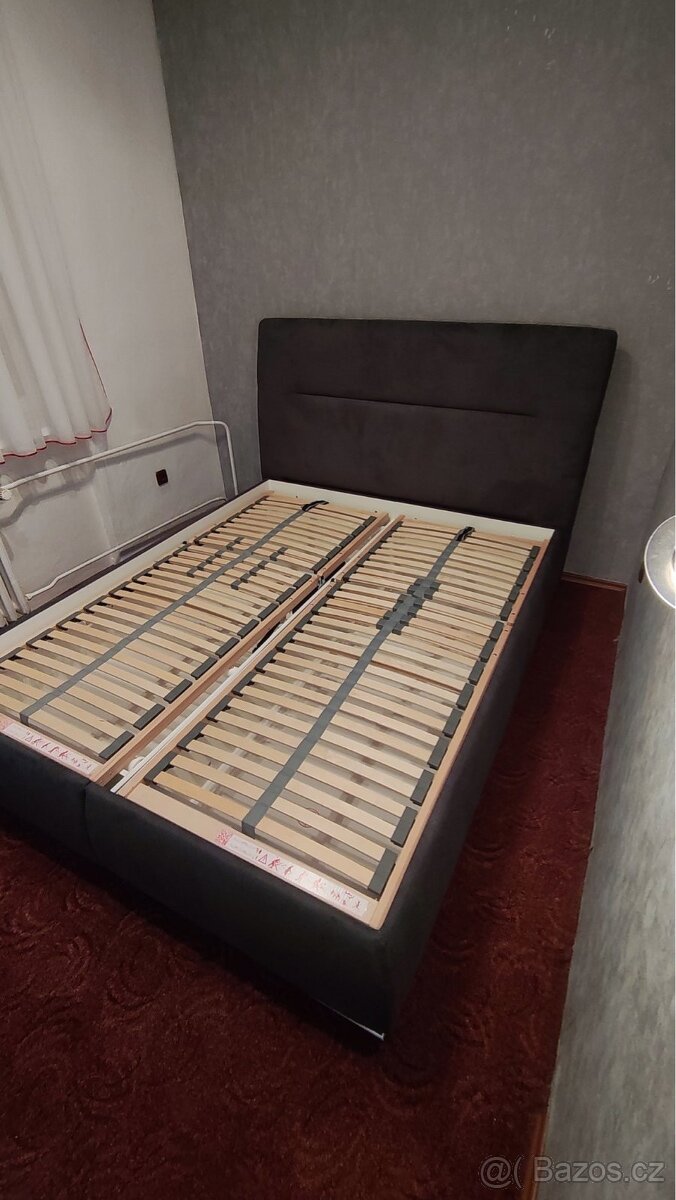čalouněna postel 160x200