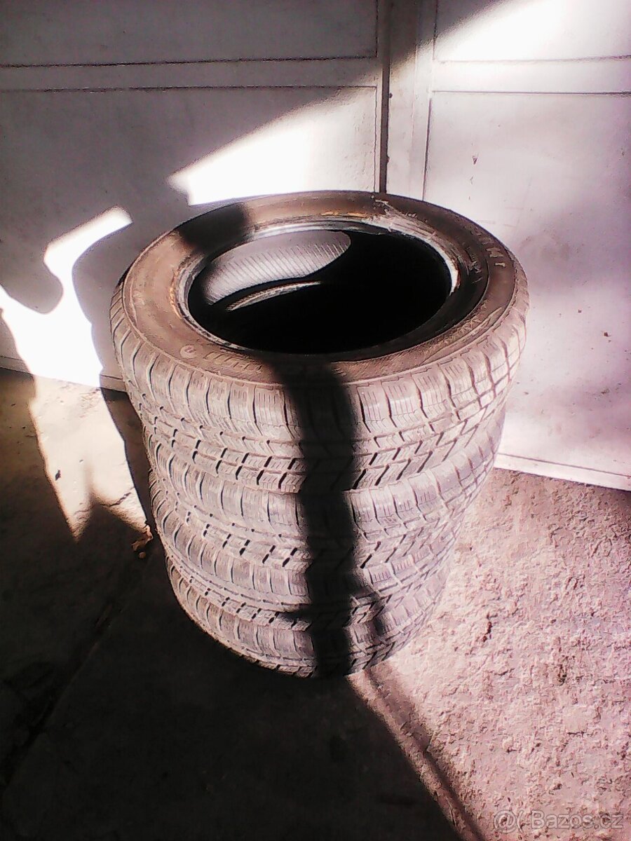 Fabia - zimní pneu použ. 165/65/R14