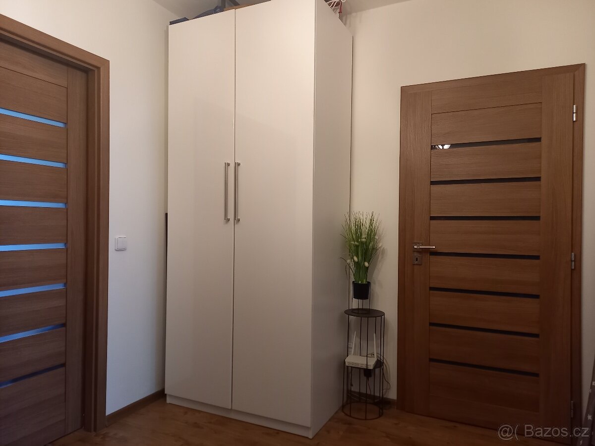 Ikea skříň Pax