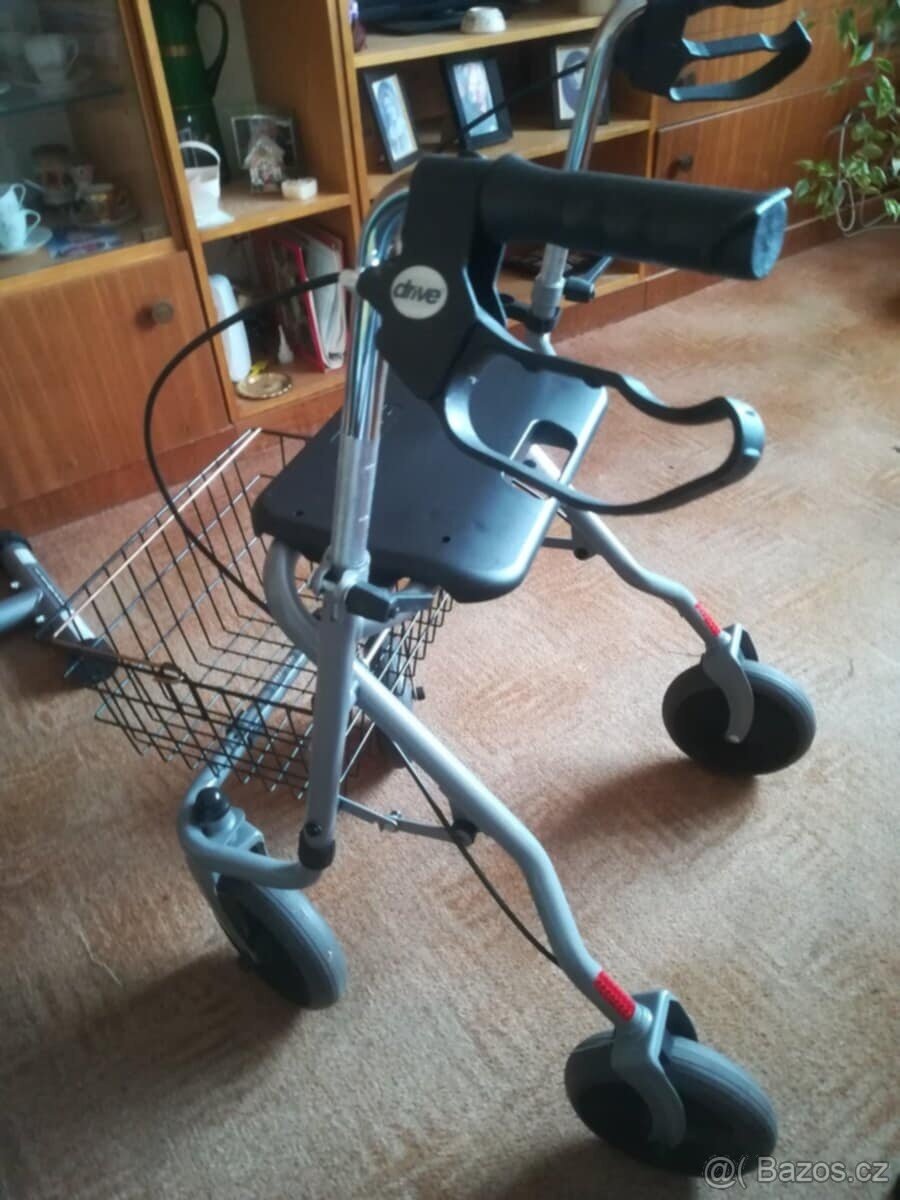 Zdravotní chodítko nové