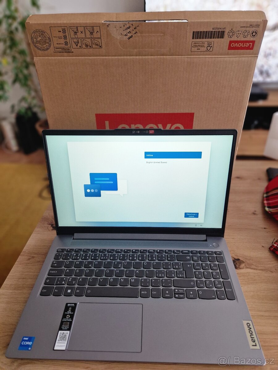 Notebook 15,6" Lenovo IdeaPad Slim 3 ZÁNOVNÍ, záruka 22 měs