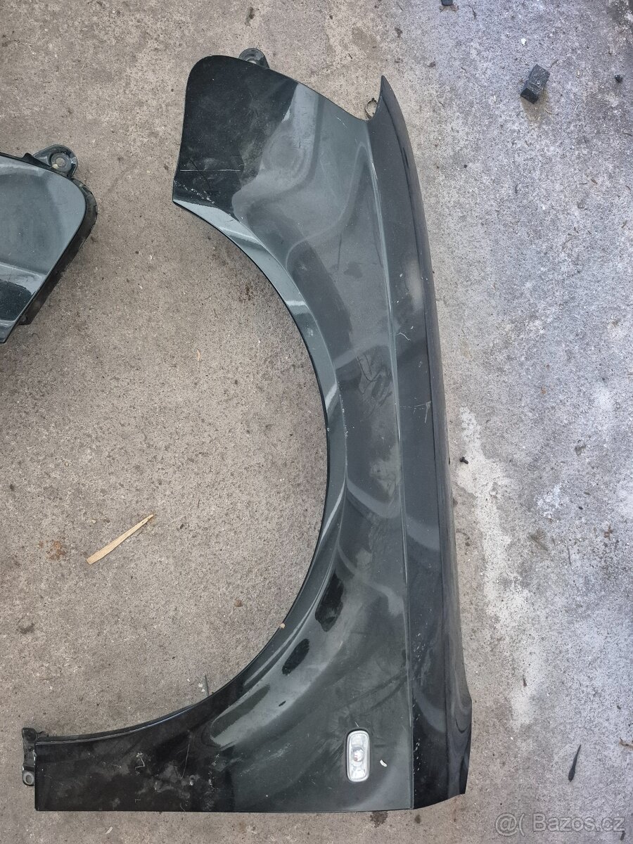 Prodám originální blatniky a4 b7 L+P