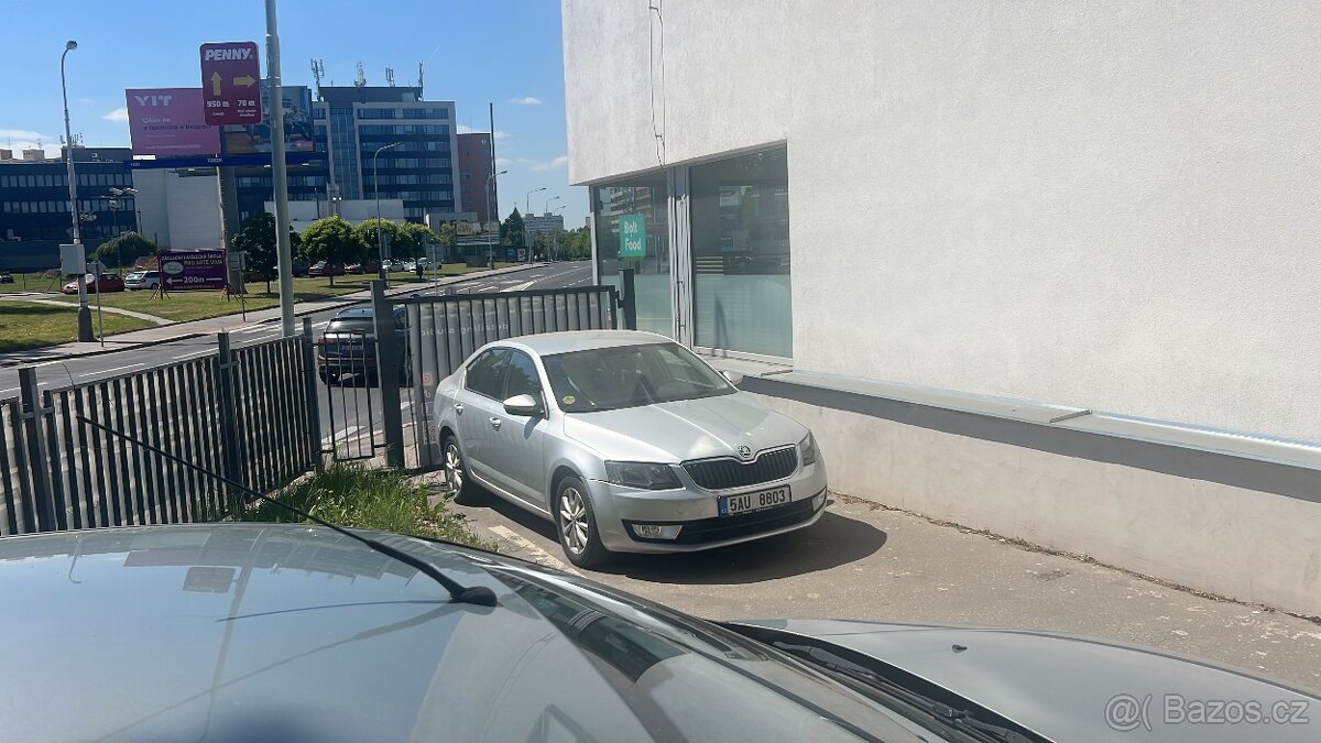 Octavia 2016 - vozidlo taxislužby, Bolt, Uber