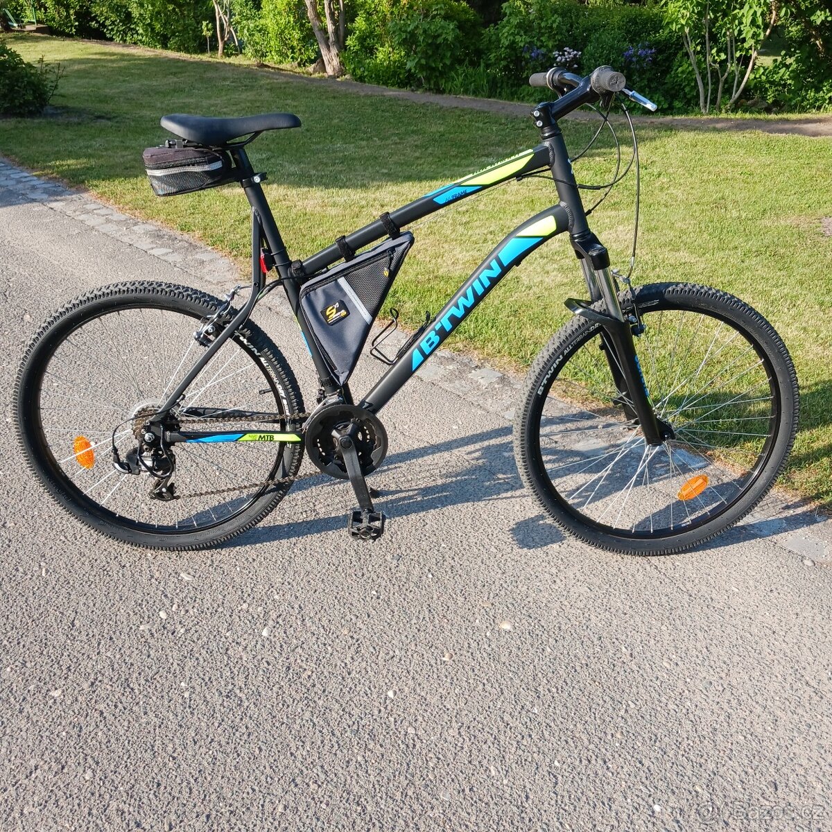 Nové horské kolo B.TWIN Rockrider 340, rám XL